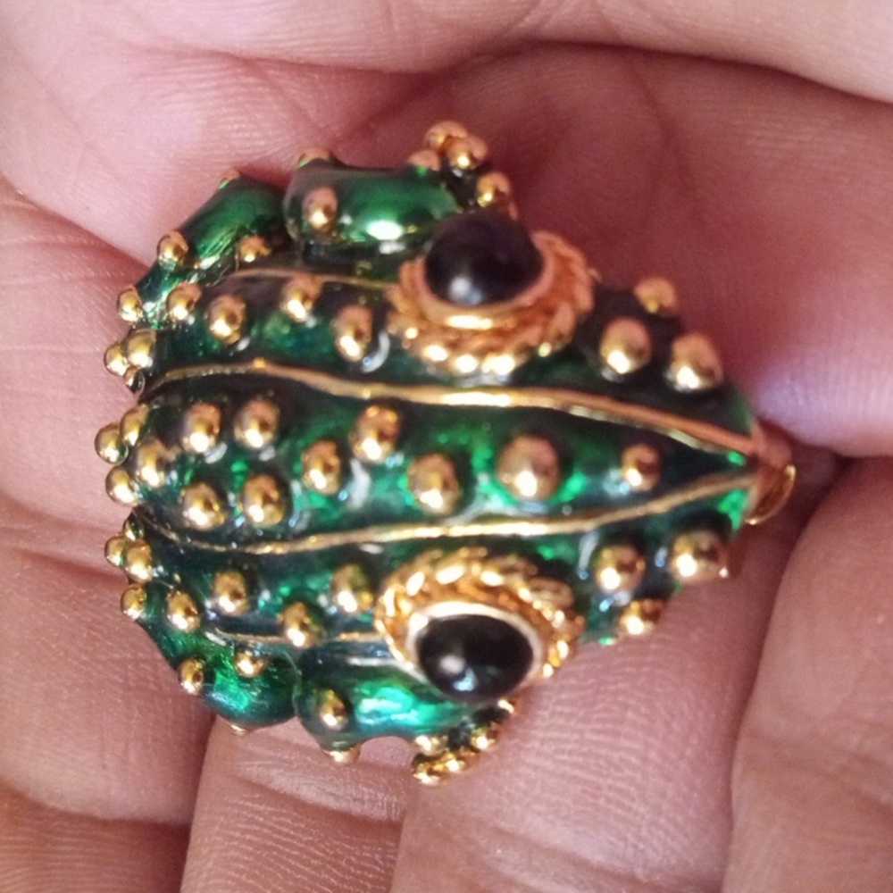Ciner Elegant Green and Gold  Broach